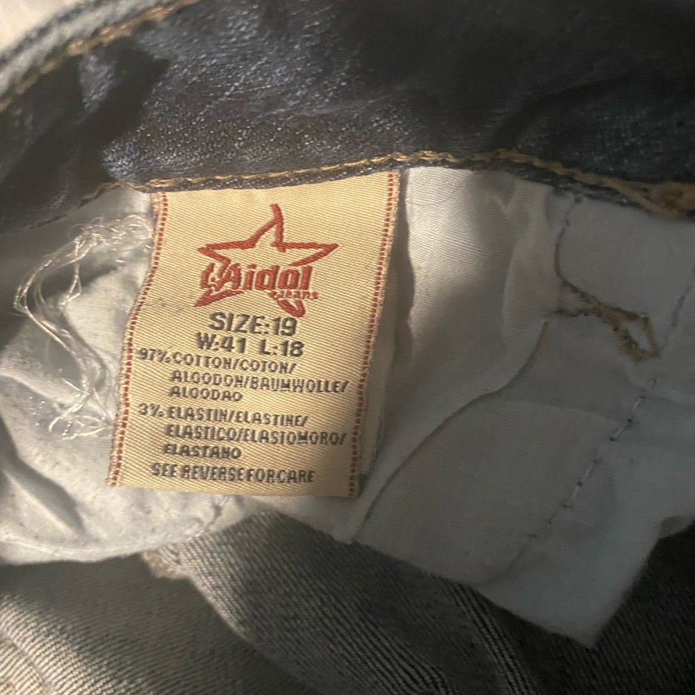 LA Idol distressed jeans with embellished back pockets - Picture 2 of 8
